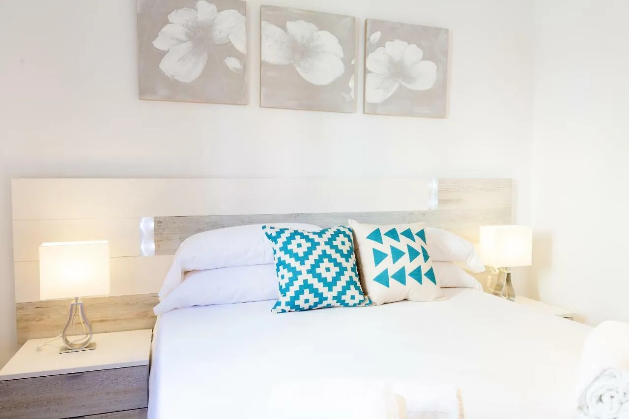 Picasso Daisy Apartment Fuengirola