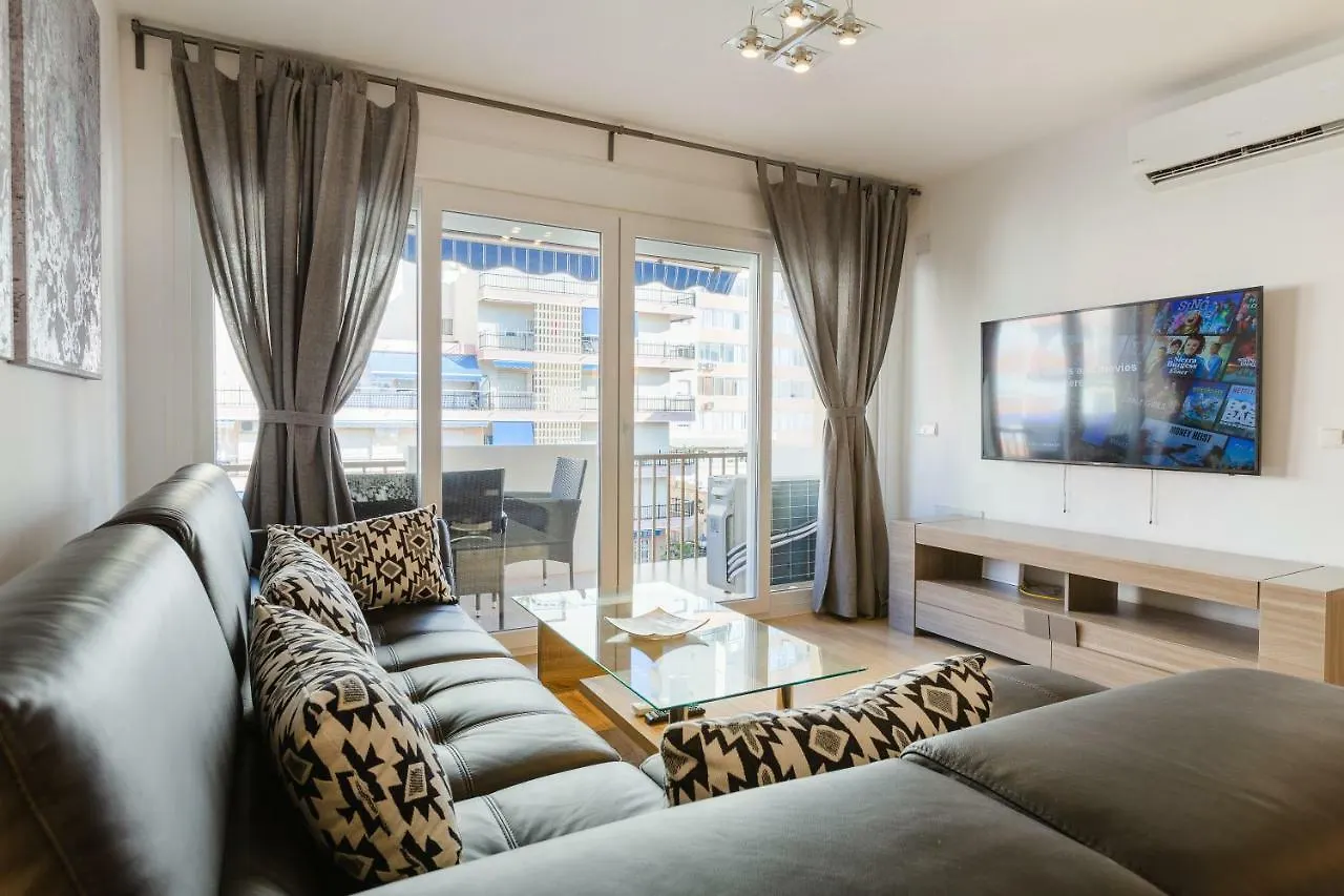 Picasso Daisy Apartman Fuengirola